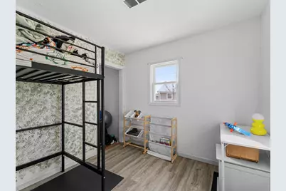 914 S 35th Street, Manitowoc, WI 54220 - Photo 10