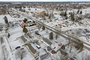 914 S 35th St, Manitowoc, WI 54220 - Photo 16