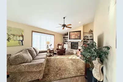 105 Oak Springs Circle, DeForest, WI 53532 - Photo 8