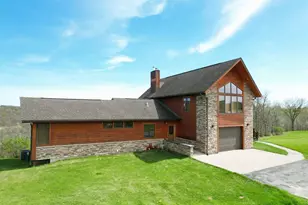 29001 Skyview Ln, Wauzeka, WI 53826 - Photo 4