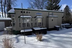 474 Westview Ct, Edgerton, WI 53534 - Photo 2