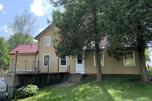 N3011 Mickelson Rd, Fall River, WI 53932 - Photo 4