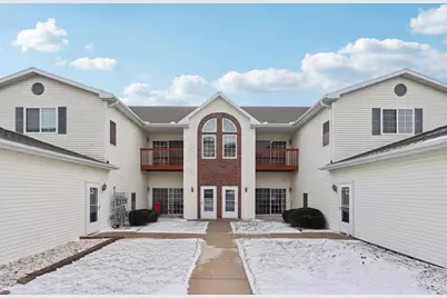 1608 Commonwealth Drive, Fort Atkinson, WI 53538 - Photo 2