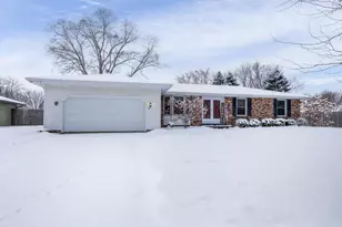 33 W Basswood Ln, Milton, WI 53563 - Photo 2