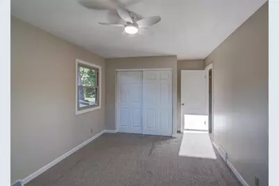 1268 Jamesway, Fort Atkinson, WI 53538 - Photo 20