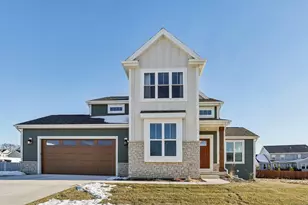 546 Buss Rd, Cottage Grove, WI 53527 - Photo 2