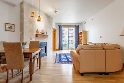 360 W Washington Avenue #614, Madison, WI 53703 - Photo 4