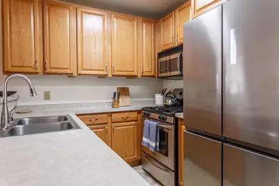 360 W Washington Avenue #614, Madison, WI 53703 - Photo 22