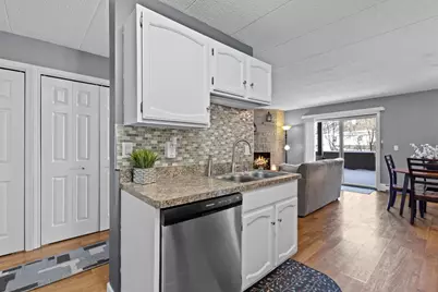10 Maple Wood Lane #3, Madison, WI 53704 - Photo 6