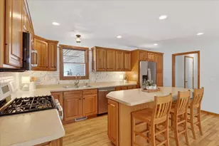 60 Spruce St, Edgerton, WI 53534 - Photo 8