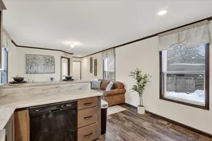 96 Falling Creek Cir, Janesville, WI 53548 - Photo 14