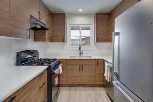 614 Bowers Blvd, Delavan, WI 53115 - Photo 8