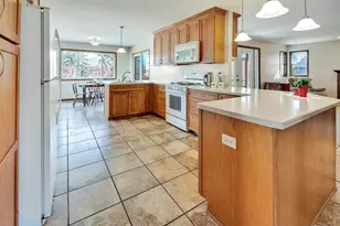 3817 Lexington Dr, Middleton, WI 53562 - Photo 14