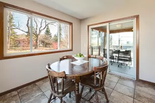 3817 Lexington Dr, Middleton, WI 53562 - Photo 20