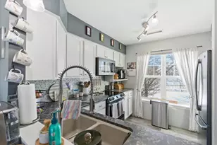 3029 Stratton Way, Madison, WI 53719 - Photo 10