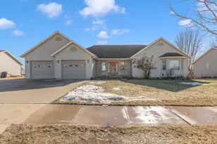 214 Alyssa St, Tomah, WI 54660 - Photo 2