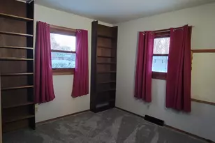 2501 Sherwood Dr, Janesville, WI 53545 - Photo 10