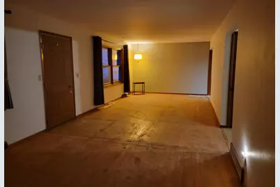 2501 Sherwood Drive, Janesville, WI 53545 - Photo 4