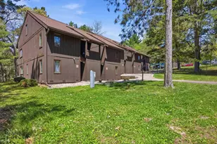 8 Aspen Trail Trail, Wisconsin Dells, WI 53965 - Photo 4