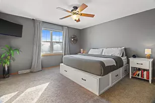 6915 Dominion Dr, Madison, WI 53718 - Photo 22