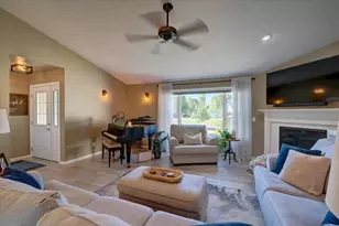 652 E Countryside Dr, Janesville, WI 53536 - Photo 12