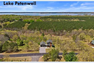 1615 Kingswood Trail, Nekoosa, WI 54457 - Photo 4