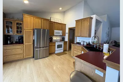 4502 Sumpter Drive, Milton, WI 53563 - Photo 8