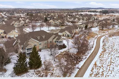 45 Corner Stone Way #48, Fitchburg, WI 53711 - Photo 2