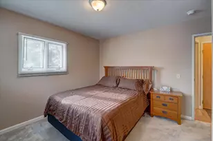 5345 Garden View Ct, Madison, WI 53713 - Photo 12