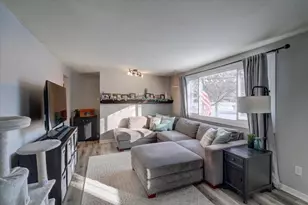 313 N Main St, Poynette, WI 53955 - Photo 6