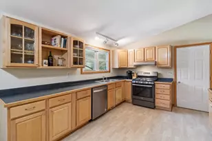 662 French Glen, Oregon, WI 53575 - Photo 14