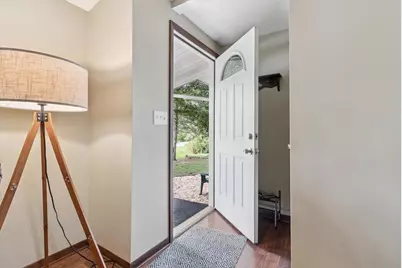 662 French Glen, Oregon, WI 53575 - Photo 6