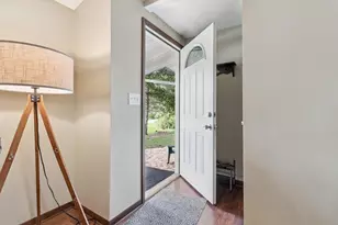 662 French Glen, Oregon, WI 53575 - Photo 6