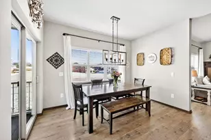 4960 Prairie Spring Ct, Waunakee, WI 53597 - Photo 16