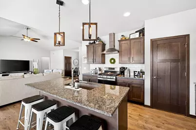 4960 Prairie Spring Court, Waunakee, WI 53597 - Photo 12