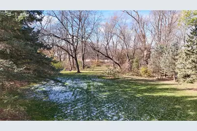 1270 McMahon Drive, Sun Prairie, WI 53590 - Photo 4