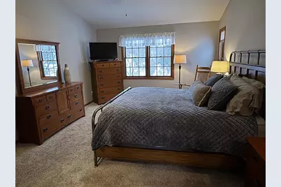 1270 McMahon Drive, Sun Prairie, WI 53590 - Photo 48