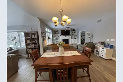 1270 McMahon Drive, Sun Prairie, WI 53590 - Photo 18