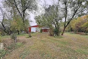 2326 S Murray Rd, Janesville, WI 53548 - Photo 16