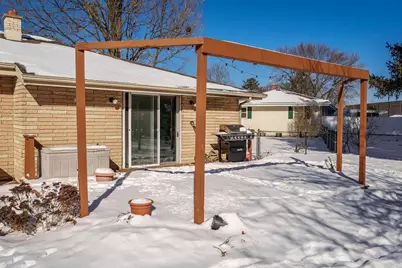 2910 Rutledge Avenue, Janesville, WI 53545 - Photo 8