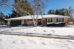 2910 Rutledge Ave, Janesville, WI 53545 - Photo 1