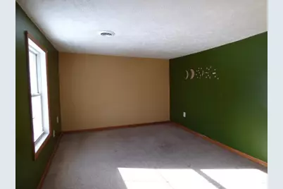 827 Garfield Avenue, Beloit, WI 53511 - Photo 14