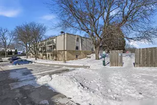 4338 Melody Ln, Madison, WI 53704 - Photo 24