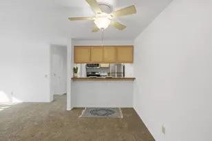 4338 Melody Ln, Madison, WI 53704 - Photo 12