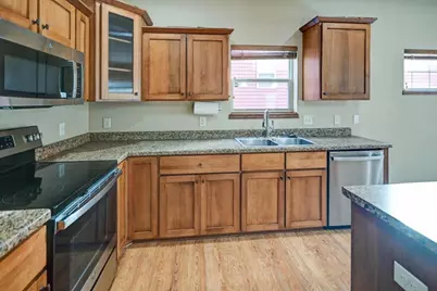 9305 Golden Hue Boulevard, Verona, WI 53593 - Photo 12