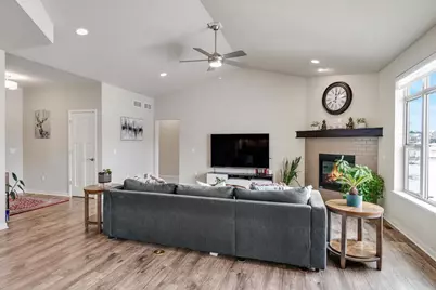 608 Burnt Sienna Drive, Middleton, WI 53562 - Photo 16