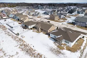 608 Burnt Sienna Dr, Middleton, WI 53562 - Photo 58