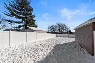 405 Rosendale Street, Beaver Dam, WI 53916 - Photo 4