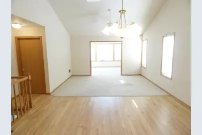 607 Malvern Hill Dr, Madison, WI 53718 - Photo 14