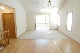 607 Malvern Hill Dr, Madison, WI 53718 - Photo 14